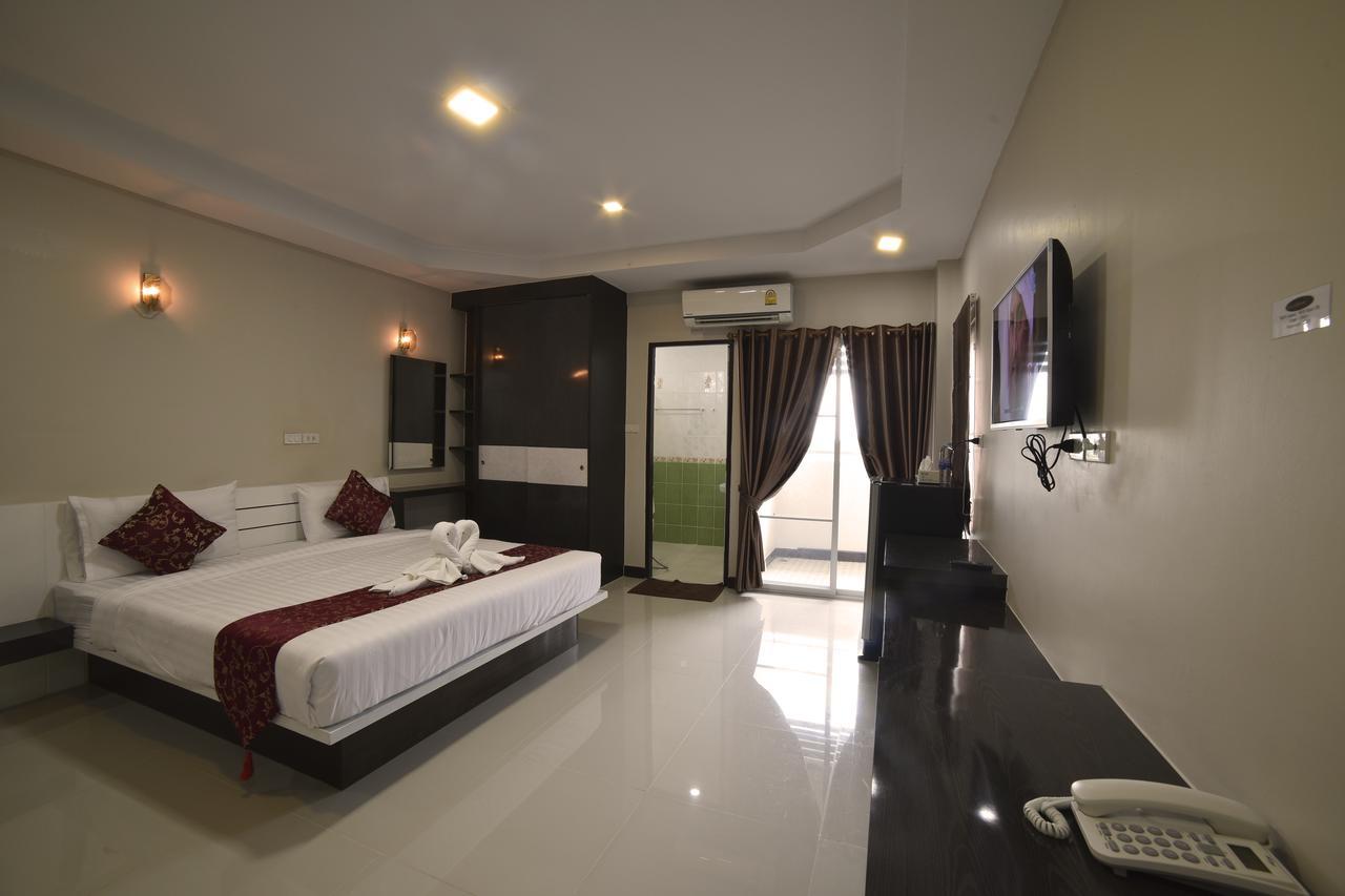 Gold Airport Suites Бангкок Екстер'єр фото