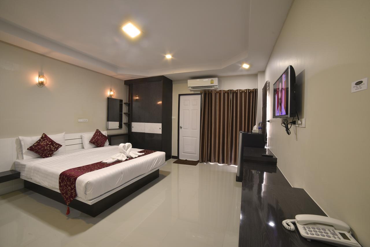 Gold Airport Suites Бангкок Екстер'єр фото