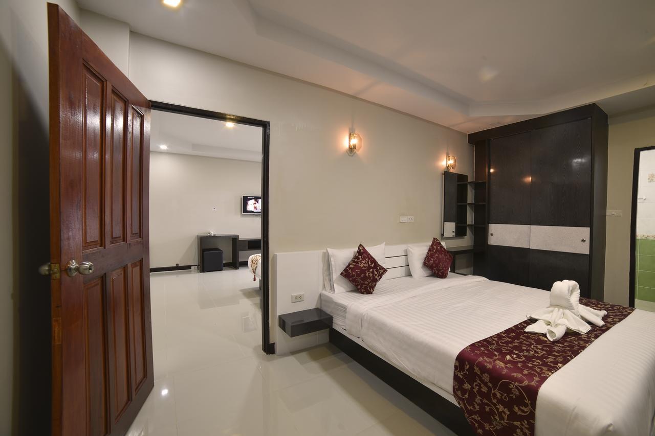 Gold Airport Suites Бангкок Екстер'єр фото