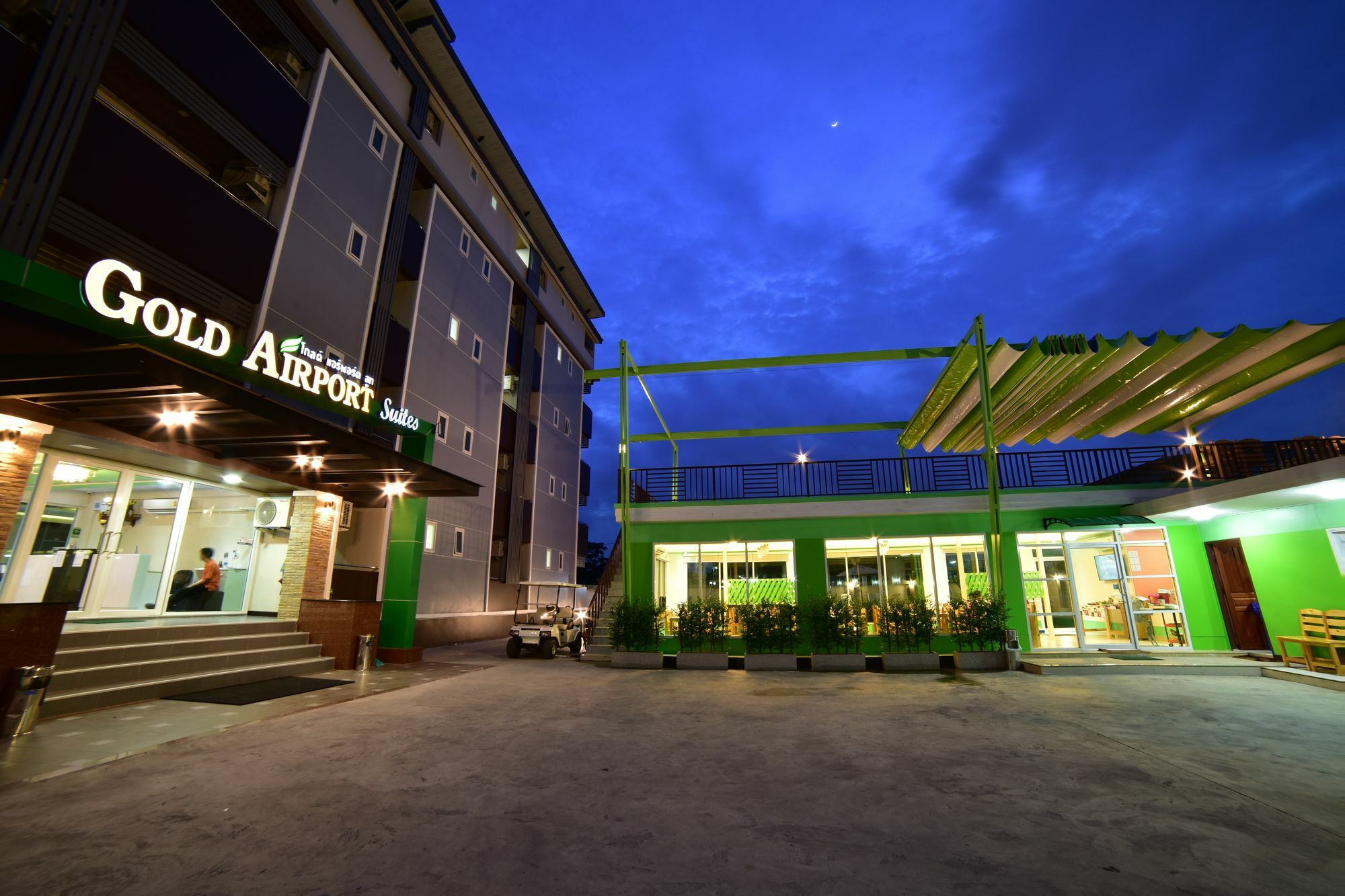 Gold Airport Suites Бангкок Екстер'єр фото
