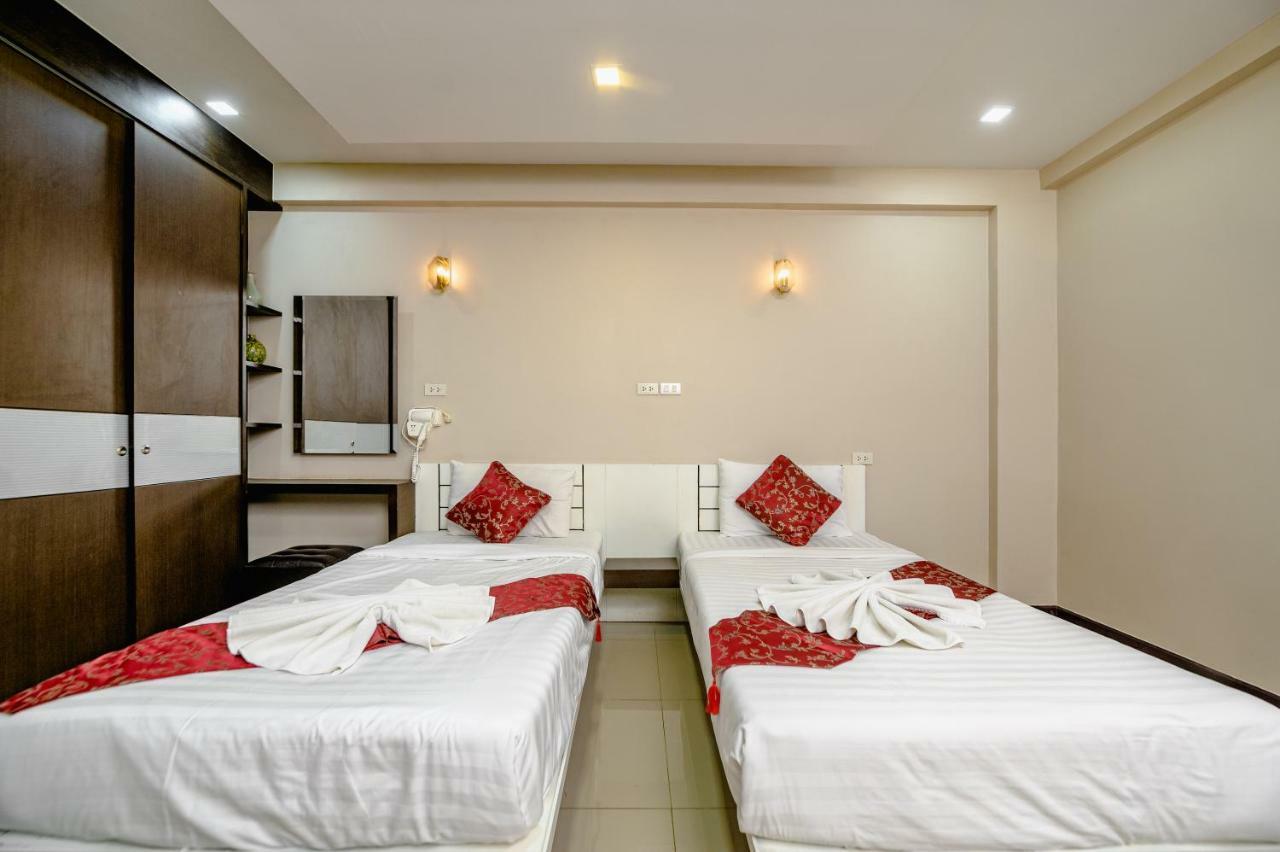 Gold Airport Suites Бангкок Екстер'єр фото